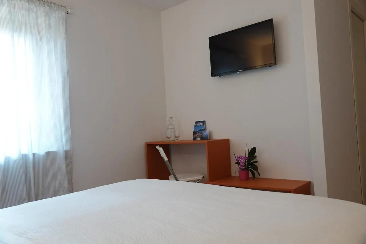 Casale Bella.Vista Bed & Breakfast Pianello Del Lario 0*,  Italy